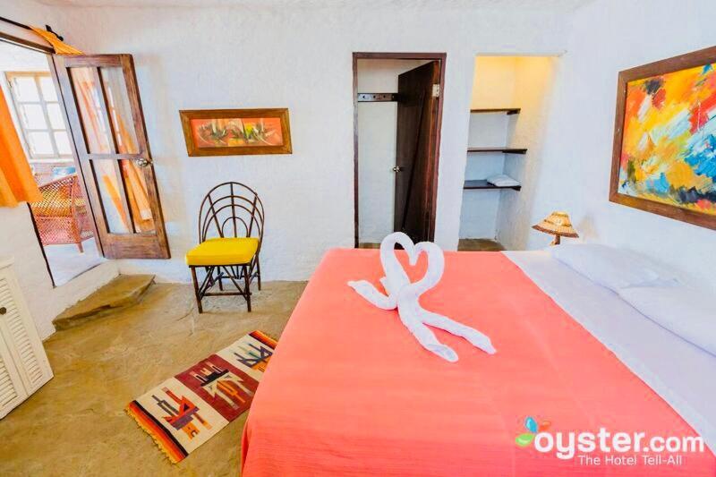 Hotel Smiling Crab Каноас Де Пунта Сал Екстериор снимка