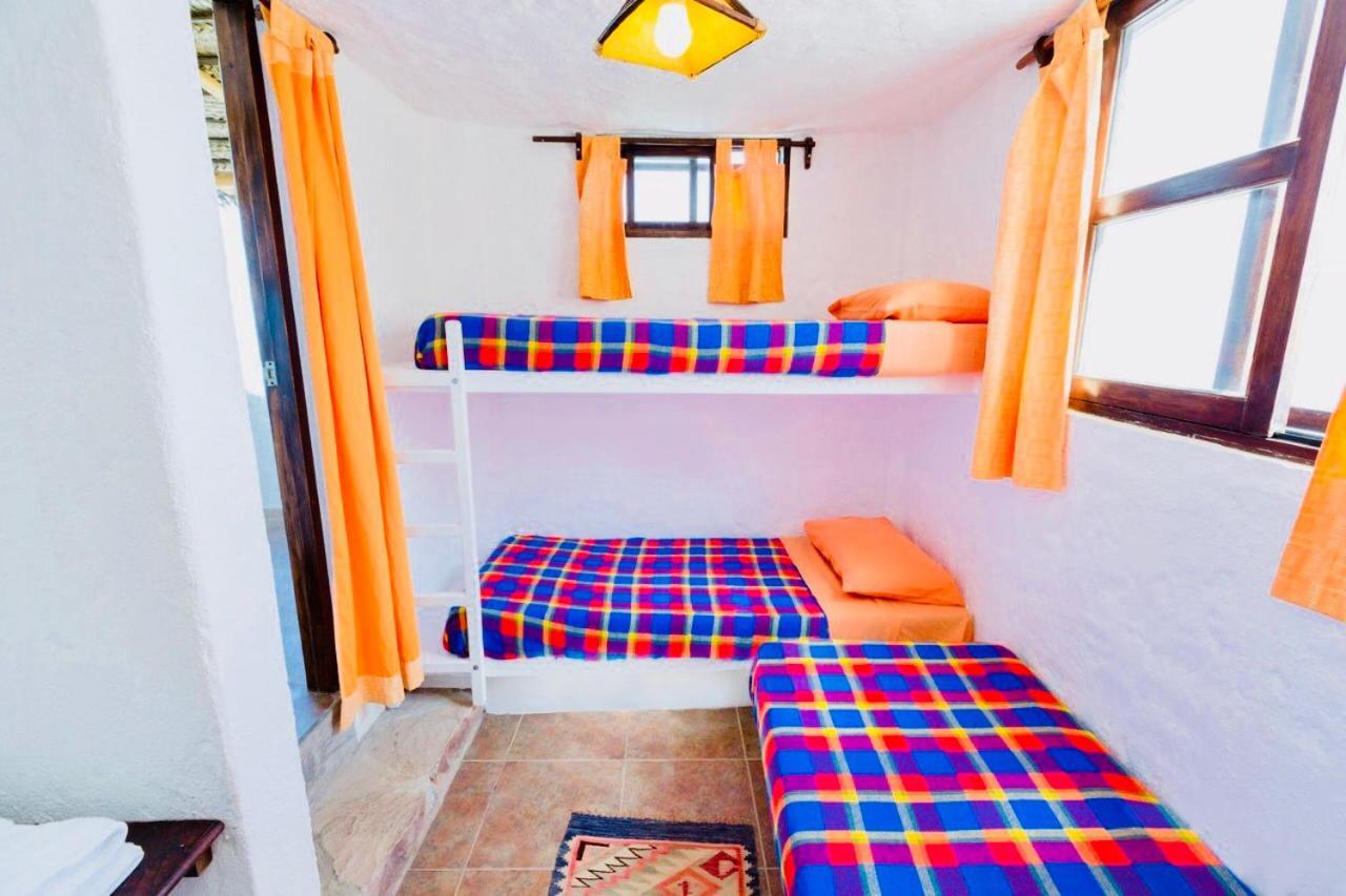 Hotel Smiling Crab Каноас Де Пунта Сал Екстериор снимка
